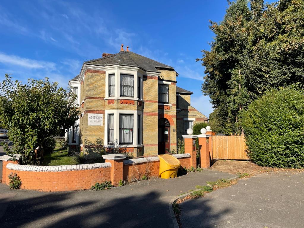 Lot: 149 - FREEHOLD FORMER CARE HOME WITH POTENTIAL - 